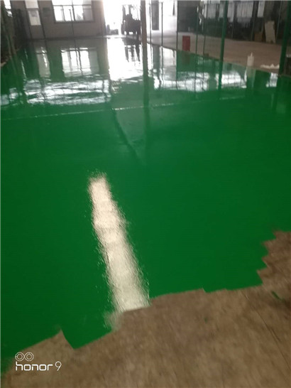 皇姑下面我给你一份非常实用、地坪漆施工翻新